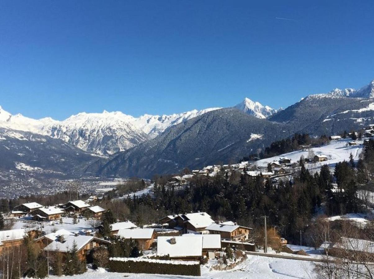 Luxury 2 Bedroom Apartment With View Of Mont Blanc コンブルー エクステリア 写真
