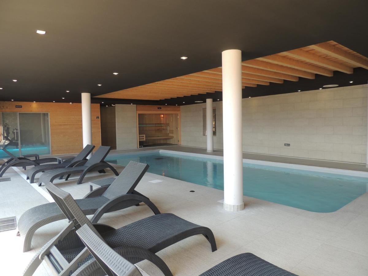 Luxury 2 Bedroom Apartment With View Of Mont Blanc コンブルー エクステリア 写真