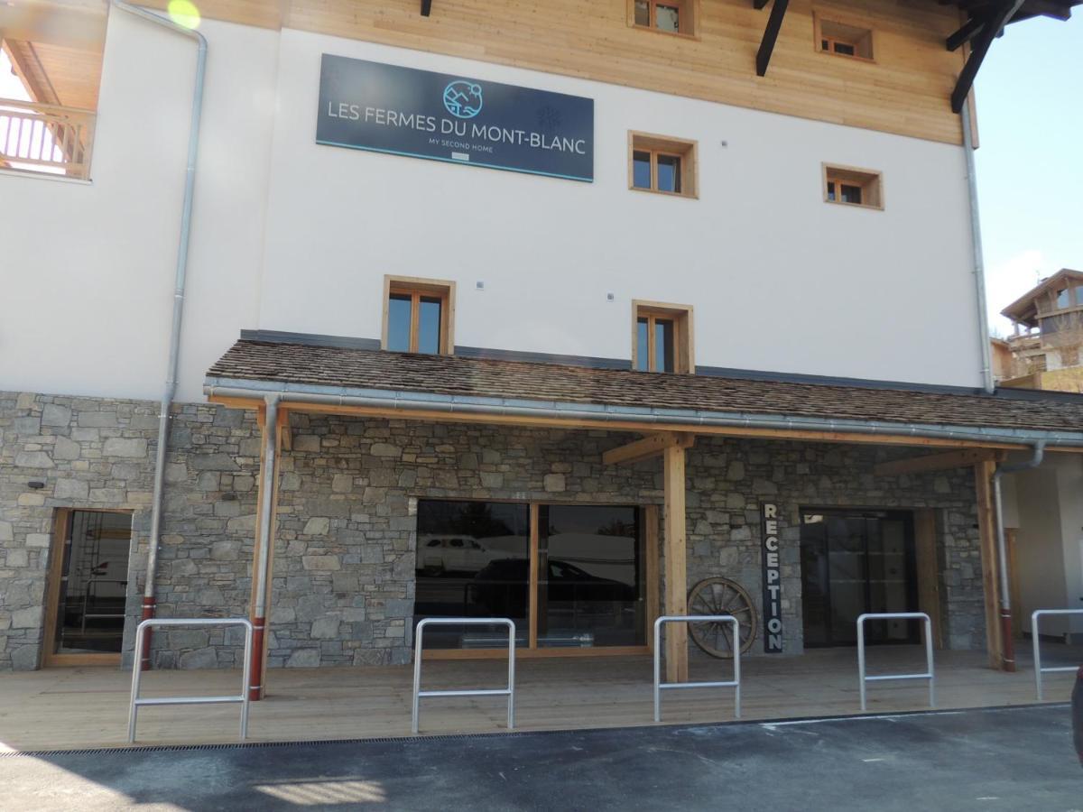Luxury 2 Bedroom Apartment With View Of Mont Blanc コンブルー エクステリア 写真